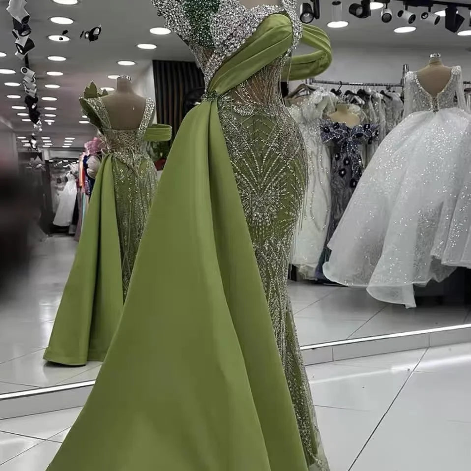 GOD MAJOR 1Olive Green Satin Cape Evening Gown